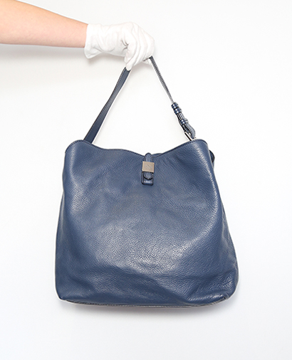 Tessie Hobo, front view